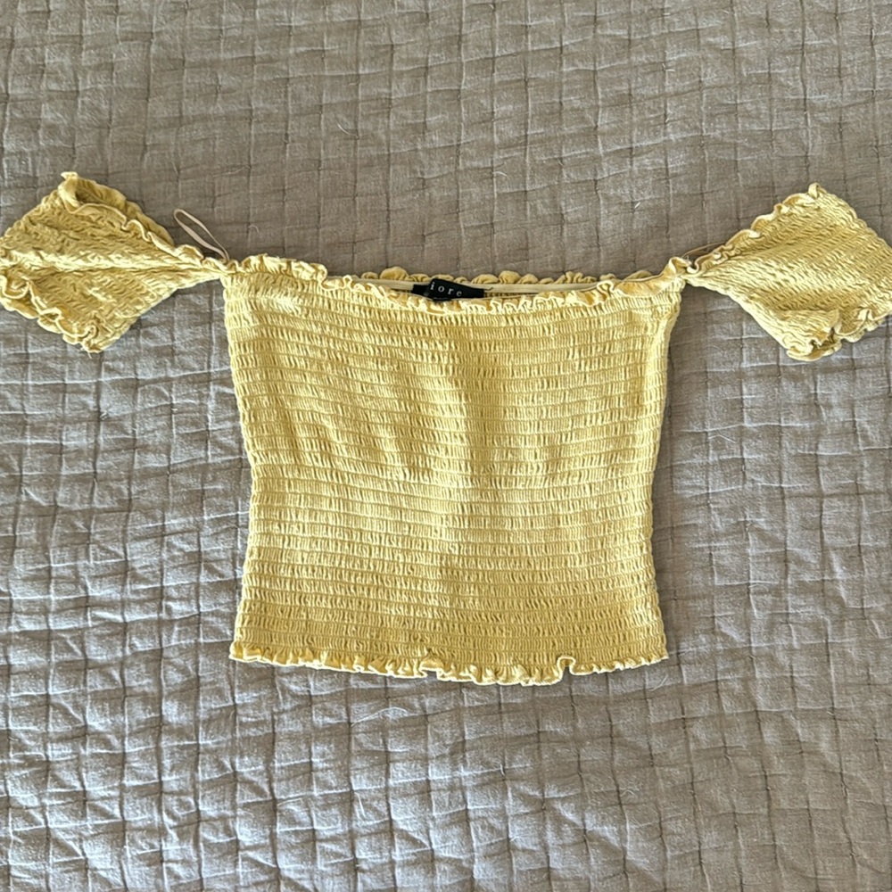 FIORE Off the Shoulder Yellow Top
